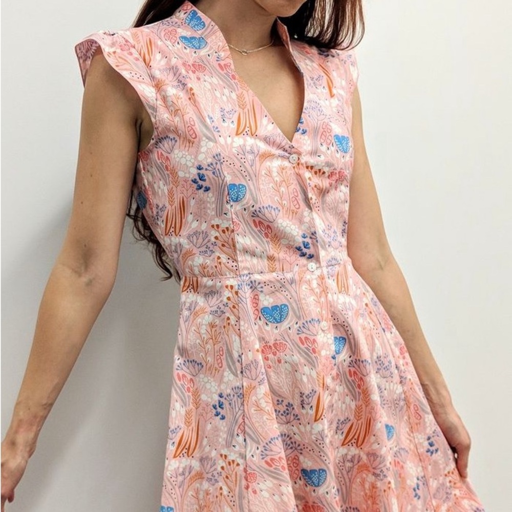 Meemoza very cute midi dress.